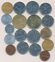 Vegyes szlovák bankjegy és fémpénz tétel T:vegyes
Mixed Slovak banknote and coins C:mixed