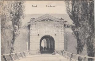 Arad, Várkapu; Kerpel Izsó kiadása / castle gate
