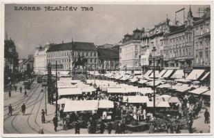 Zagreb, Jelacicev trg / Jelacic square