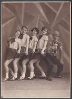 cca 1930 Star Művészügynökség reklámfotója lokáltáncosokról, 15x11 cm
