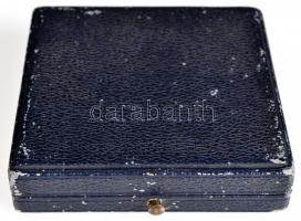 ~1900. "Budapesti Könyvkötők, Szíjgyártók, Nyergesek, Gépszíjgyártók, Bőröndösök, Bőrdíszművese...