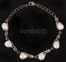 Gyöngy és kristály díszítésű karkötő, h: 18 cm /
bracelet