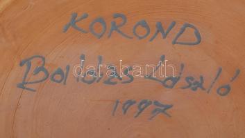 2 db Korondi dísztányér, jelzett, hibátlan, d:29 és 37 cm