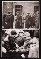 1947. Fotó a Baky László kivégzése előtti percekről (12×9 cm)  1946. Fotó Bárdossy László volt miniszterelnök és Hellebranth tábornok átvételéről. A kép előterében (jobb oldalt) Péter Gábor. (12×9 cm)