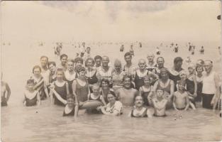 Siófok, Fürdőzők, photo