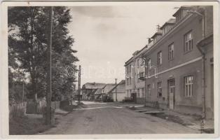 Ökörmező, utca / street