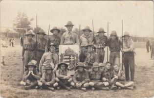 1936 Budapest XVI. Rákosszentmihály, Károli Gáspár cserkészcsapat, leventezászló-szentelés; Schäffer photo