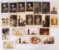 cca 1914-1918 I. világháborús katonai fotók, fotólapok, némelyik hátoldalán feliratozva, 22 db, 9x12 és 9x14 cm-es méretben / cca 1914-1918 Military photos from the world war I., 22 photos