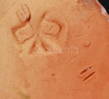 Virágot szedő kislány, festett kerámia, jelzett: KV, hibátlan, m: 11 cm