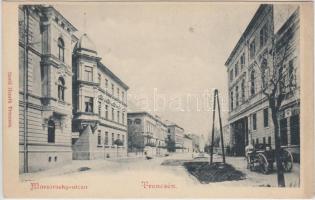 Trencsén, Marsovszky utca, Adóhivatal, szálló, kiadja Szold Henrik / street, tax office, hotel