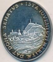 NSZK 1987. "1706 - Aachener Schautaler" ezüst replika eredeti tokban és tanúsítvánnyal (11.2g/0.500/34x29mm) T:PP GFR 1987. "1706 - Aachener Schautaler" silver replica in box with certificate (11.2g/0.500/34x29mm) C:PP