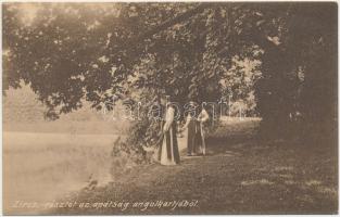 Zirc, Apátság angolkertje, szerzetesek