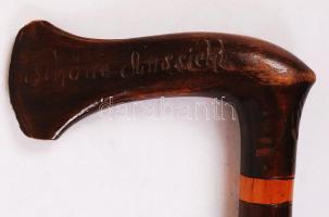 Fa turistabot Hohe Tatra faragott felirattal, kis sérüléssel, h: 92 cm