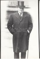 cca 1927 Rothermere lord, brit sajtómágnás és politikus Magyarországon, későbbi másolat, 24x16 cm