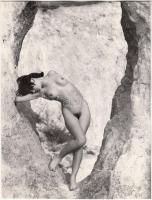 cca 1970-1980 Hajlékony szépség, finoman erotikus fénykép,  24x18 cm / 
cca 1970-1980 Erotic photo, ...