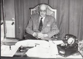 1947. augusztus 28., Károlyi Mihály gróf, párizsi magyar nagykövet elfoglalta hivatalát, francia nye...