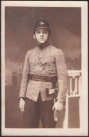 cca 1930 Tűzoltó 19 éves korában, fotólap, 14x9 cm