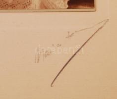 1918 Mai és tsa: Műtermi gyermekfotó, aláírt vintage fotó, fotóméret 18x14 cm, karton 33x24 cm