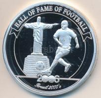 Uganda 2006. 2000Sh Ag "A labdarúgás halhatatlanjainak csarnoka - Brazília 2000-es évek / Rober...