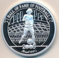 Uganda 2006. 2000Sh Ag "A labdarúgás halhatatlanjainak csarnoka - Brazília 1980-as évek/Zico&qu...