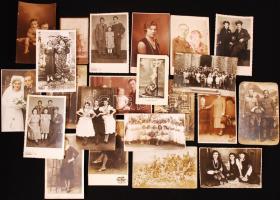 cca 1910-1940 Kb 30 darabos fotó hagyaték tétel, benne katonai is
