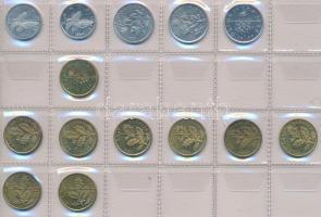 90db-os, főleg horvát fémpénz gyűjtemény, néhány észt, lett és ukrán érmével, 5 berakólapon T:vegyes...