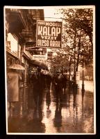 cca 1930-1940 Budapest, József körút esőben, 13x18 cm
