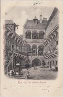 Lőcse, Egy régi ház udvara / courtyard of an old house