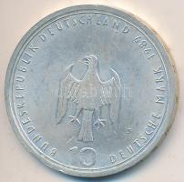 NSZK 1989J 10M Ag "800 éve a hamburgi kikötő" T:2 GFR 1989J 10 Mark Ag "800 Year-Port of Hamburg" C:XF