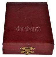 1964. "Munka Érdemrend arany fokozata" Br zománcozott kitüntetés mellszalaggal, szalagsávv...