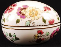 Zsolnay pillangó mintás tojás alakú ékszertartó, kézzel festett, hibátlan, jelzett, h:10 cm, m:8 cm ...