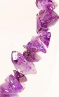 Ametiszt nyakék szemüvegtokban, h: 80 cm /
amethyst necklace