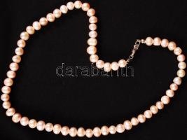 Tenyésztett gyöngy nyaklánc , h: 42 cm /
cultured pearl necklet