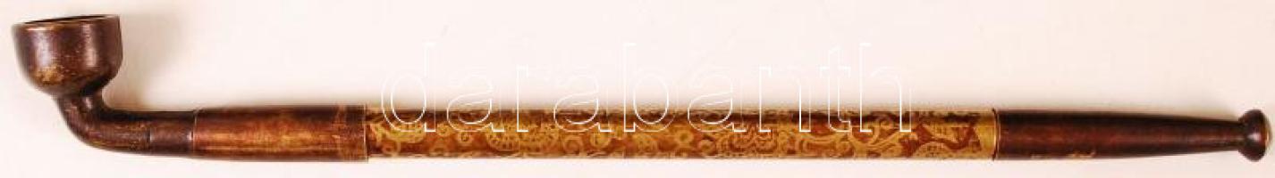 Ornamentikás mintával díszített ópiumszívó pipa, h: 26 cm
