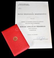 1969. "Bányászati Szolgálati Érdemérem" arany fokozata mellszalagon adományozó tokban adom...