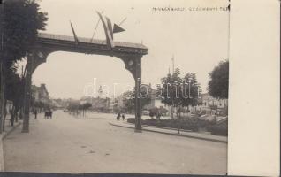 cca. 1940 Marosvásárhely - 2 db képeslap (Városháza, Kultúrpalota és Széchenyi tér) / 2 photo postca...