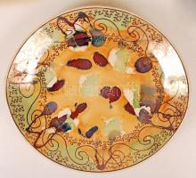 Nagy bolhapiac tétel: benne karóra, vekker, kis kerámia tárgyak, nagy kerámia tál, váll-lap, stb