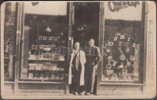 Arad, Buschi Emil órás üzlete / clock shop (fl)