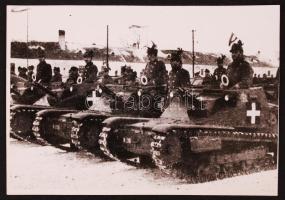 Harckocsizó csendőrök a Délvidéken fotó másolata 13x10 cm