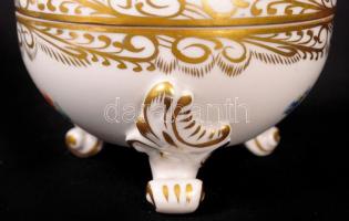 Herendi rózsás bonbonier, rózsán apró lepattanás, kézzel festett, jelzett, m:13 cm, d:11 cm