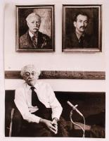 cca 1980 Pátzay Pál szobrászművész. Komáromi Gábor fotója. Filmvilág fotója 18x24 cm