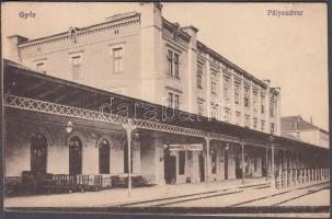 Győr, vasútállomás (fa)