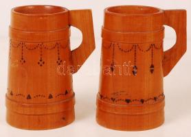 Kicsi fa boroshordó és két 1dl-es fa kupa, m:19 éas 10 cm