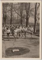 Budapesti középiskolás mezei futóbajnokság, Képzőművészeti Alap kiadása / high school running championship