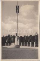 Sepsiszentgyörgy, Országzászló, Hősi emlékmű / military monument (fl)
