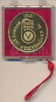 1976. "Budapesti Vegyiművek SC" aranyozott emlékérem plombált ÁPV plasztiktokban T:PP