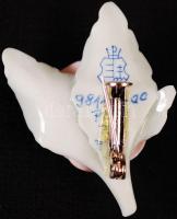 Herendi porcelán rózsás kitűző, hibátlan, jelzett, díszdobozban 4x3 cm