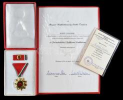 1970. "Felszabadulási Jubileumi Emlékérem" aranyozott Br csillag zománcozott medalionnal m...