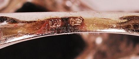 Fehérarany gyűrű (Au) 14K gyűrű ónixszal díszítve, jelzett, br: 5 g, méret: 57. díszdobozzal /
gold ...