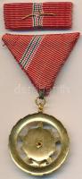1964. "Kiváló Szolgálatért Érdemrend" kitüntetés mellszalagon, szalagsávval és miniatűrrel...